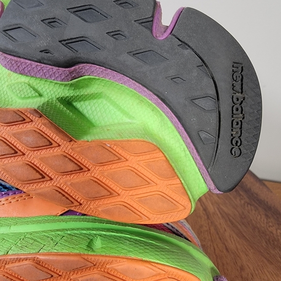 New Balance 580 Size 9 Limited V2 Rainbow Sneaker Running Shoe M580RR2 Athletic - Picture 11 of 17